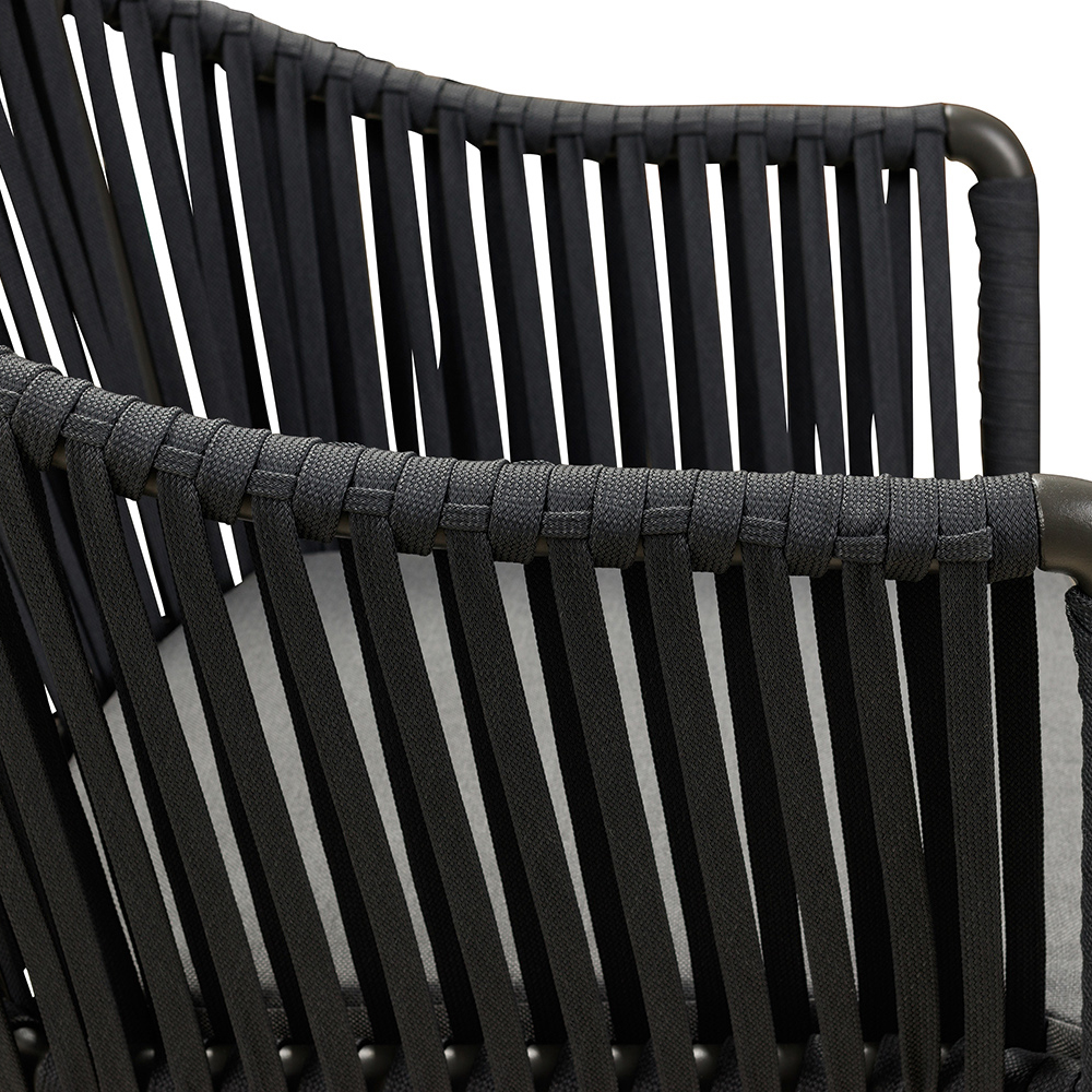 Terrassenstuhl Ramila-48 Dark Grey mit beigem Aluminiumgestell und Textilen-Rücken, stapelbar und wetterfest für Gastronomie Detailansicht Geflecht