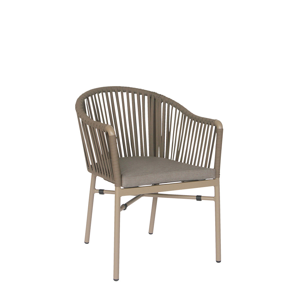Ramila-48 Brown Terrassenstuhl mit beigem Aluminiumgestell und Textilen-Rücken, stapelbar und wetterfest für Gastronomie