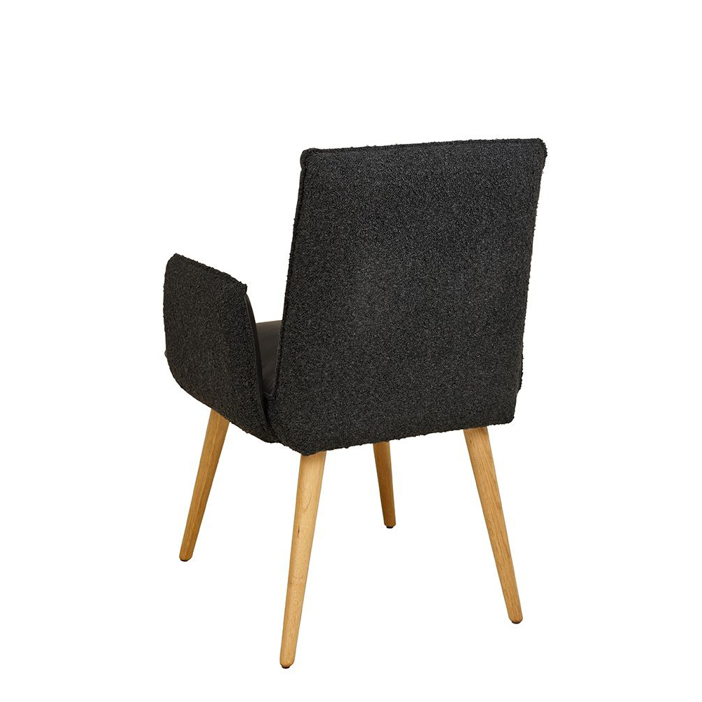 Gestell: Eichenholz │ Bezug (innen): A1987 │ Bezug (außen): Antelao-421