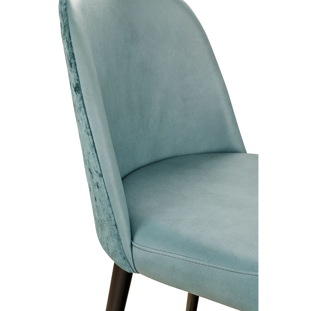 Beizton: PND1 | Bezug: Sitz Gavin-24  |  Rücken außen: Fogo-21_Detailansicht Rückenlehne