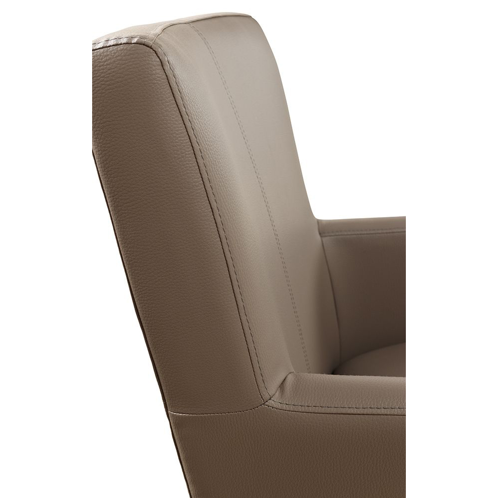 Bezug: Kunstleder D-7014