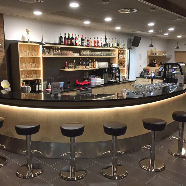 Café Central, Grächen (CH) / Foto: AW Holzbau,Grächen (CH)