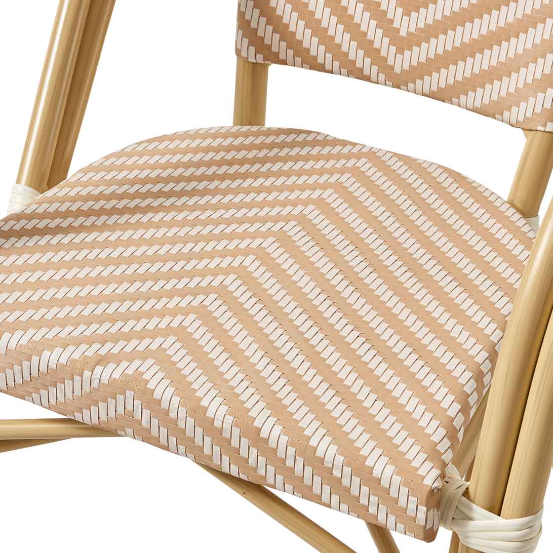 Zypern Arm Cream White Outdoorstuhl mit Armlehnen und Flechtmuster in Rattan-Optik – Detailansicht Sitzfläche