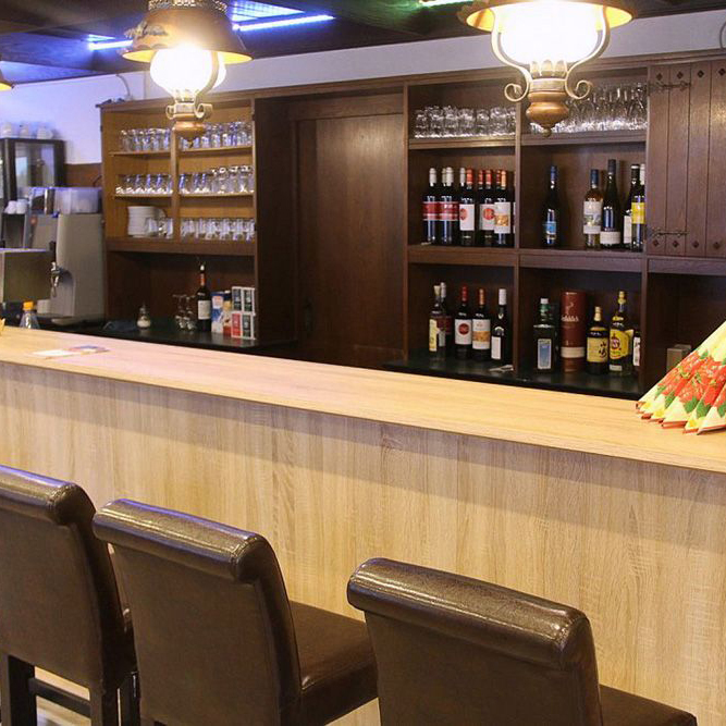 Kira-Bar_Kenonia_1_1000px5iPvmYiQ6OH4z Foto: Kenonia Hotel | Höxter