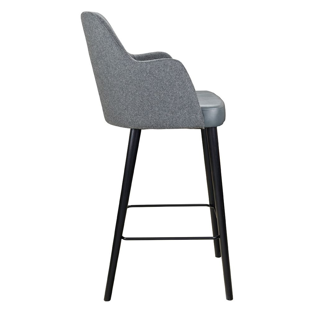 Beizton: Schwarz | Bezug Sitz A1974 | Bezug Rücken: A2082: